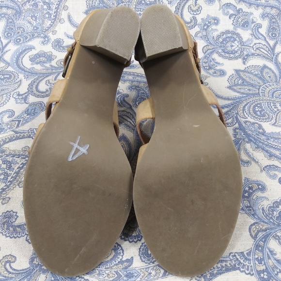 Tan Gladiator Sandal Heels - Picture 6 of 7